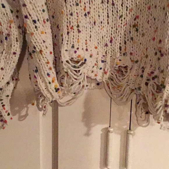 Sweater - Picture 2 of 5